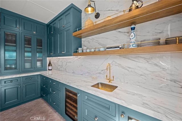 3 Stockmen Rd, Ladera Ranch, CA 92694 - indoor wet bar featuring beverage cooler and decorative backsplash