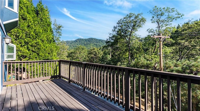 29282 Pine Dr, Cedar Glen, CA 92321 - wooden deck with a forest view
