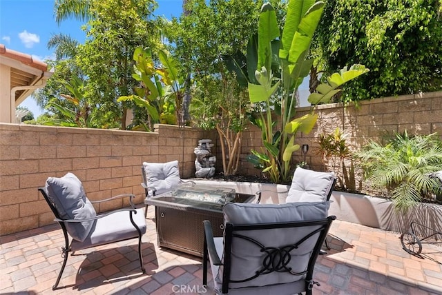 15 Surfbird Ln, Aliso Viejo, CA 92656 - fenced backyard featuring an outdoor hangout area and a patio area