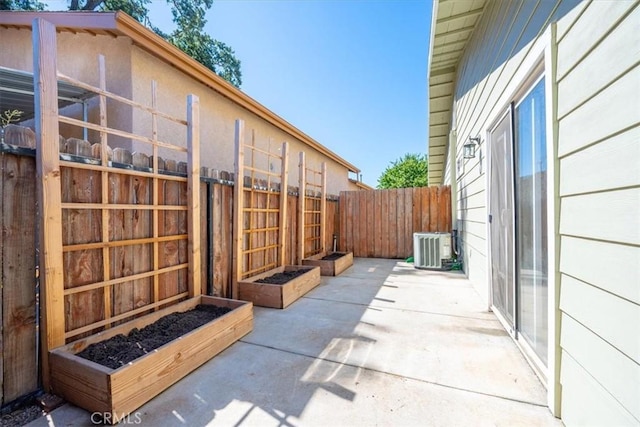1812 Riverside Ave, Paso Robles, CA 93446 - view of patio featuring a vegetable garden