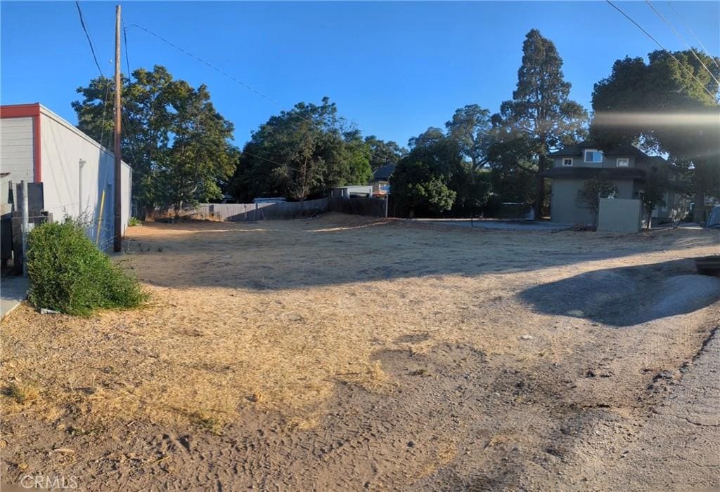 624 8th St, Paso Robles, CA 93446