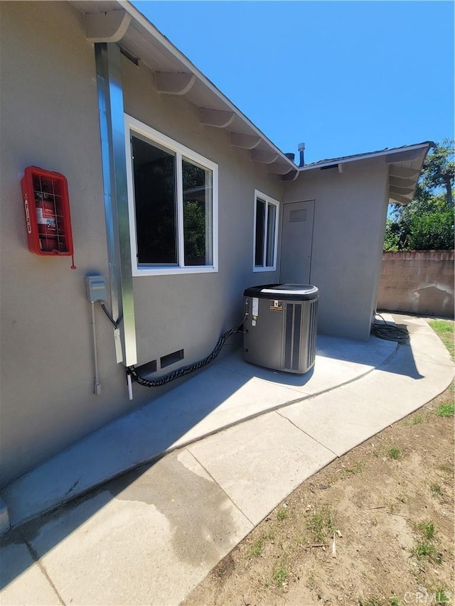 8339 Manzanar Ave, Pico Rivera, CA 90660 - view of patio / terrace