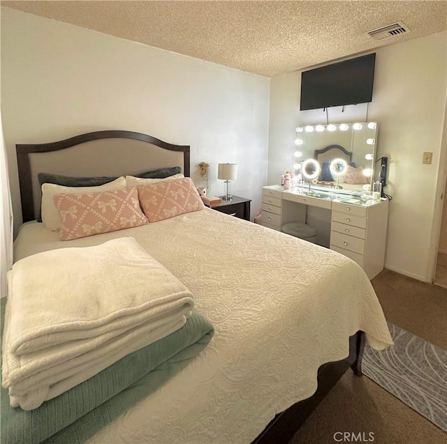 9620 San Vincente Ave, South Gate, CA 90280 - bedroom with carpet and a textured ceiling