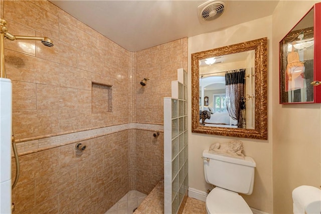 662 Via Zapata, Riverside, CA 92507 - full bath featuring a tile shower