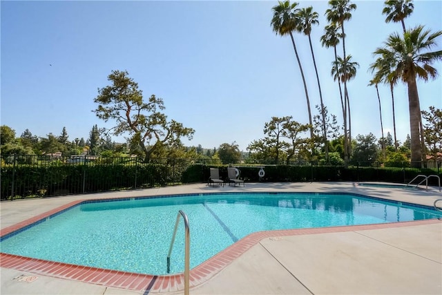 662 Via Zapata, Riverside, CA 92507 - community pool with a patio area