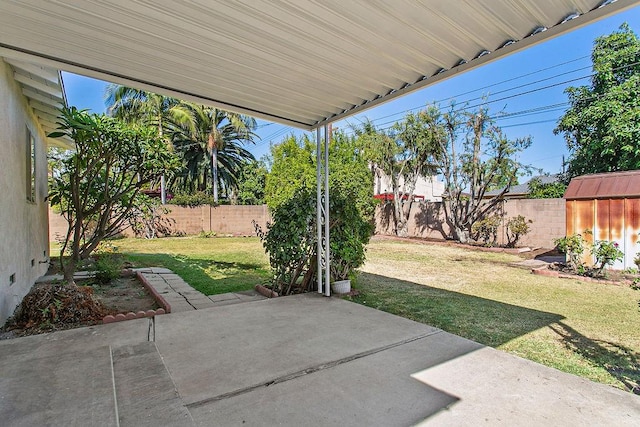 14202 Del Amo Ave, Tustin, CA 92780 - fenced backyard with a patio area