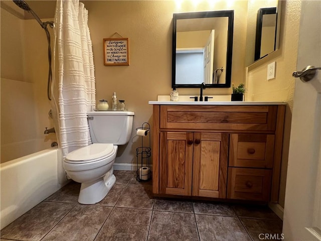 4214 Harrison St, Riverside, CA 92503 - full bath featuring shower / tub combo, vanity, and tile patterned flooring