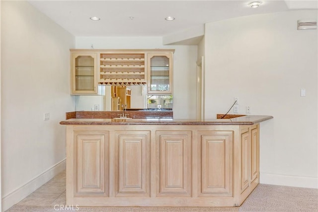 134 E Las Flores Ave, Arcadia, CA 91006 - indoor wet bar with baseboards and recessed lighting