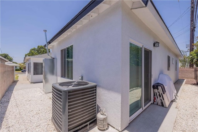 12108 Dunrobin Ave, Downey, CA 90242 - view of patio