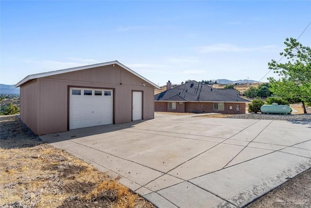 23309 Tak Ct, Tehachapi, CA 93561 - detached garage featuring a mountain view