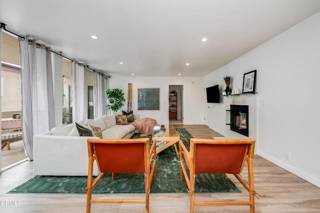 519 California Ave Unit 5, Santa Monica, CA 90403 - photo 2