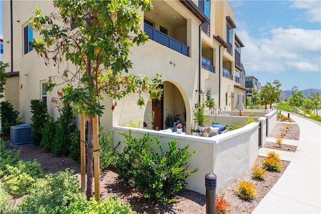 90 Harness Way, Rancho Mission Viejo, CA 92694 - view of property with a fenced front yard and a residential view