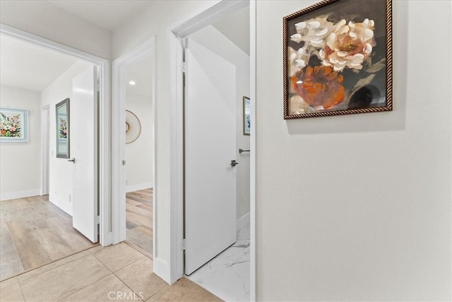 21211 Poston Ln, Huntington Beach, CA 92646 - hallway featuring baseboards