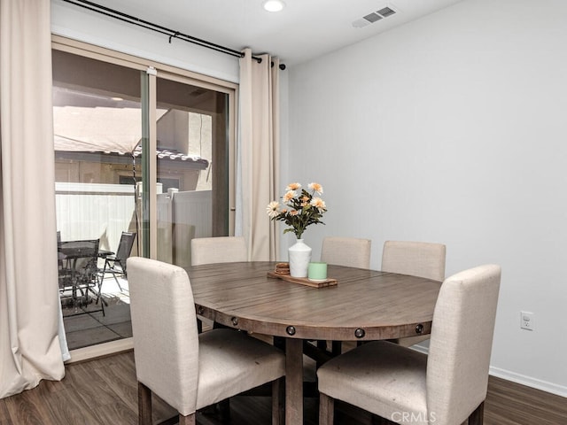 29425 Bovenzi Way, Winchester, CA 92596 - dining room with dark wood finished floors and recessed lighting