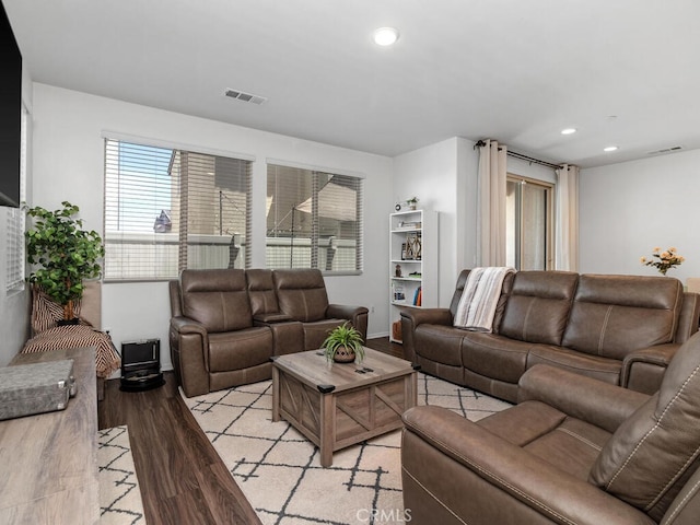 29425 Bovenzi Way, Winchester, CA 92596 - living area featuring light wood-style floors and recessed lighting