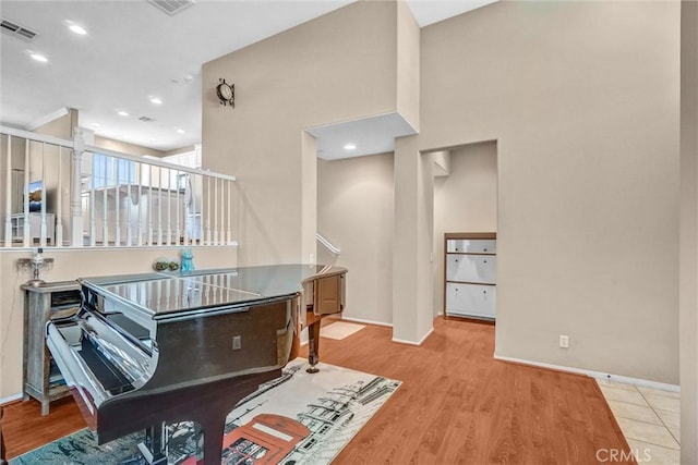 2019 Arnold Way, Fullerton, CA 92833 - living area featuring wood finished floors and recessed lighting