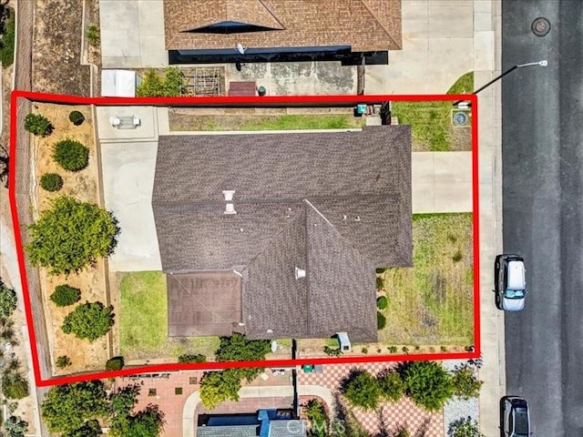 1135 Hampton Ct, San Dimas, CA 91773 - aerial view of property and surrounding area featuring property parcel outlined