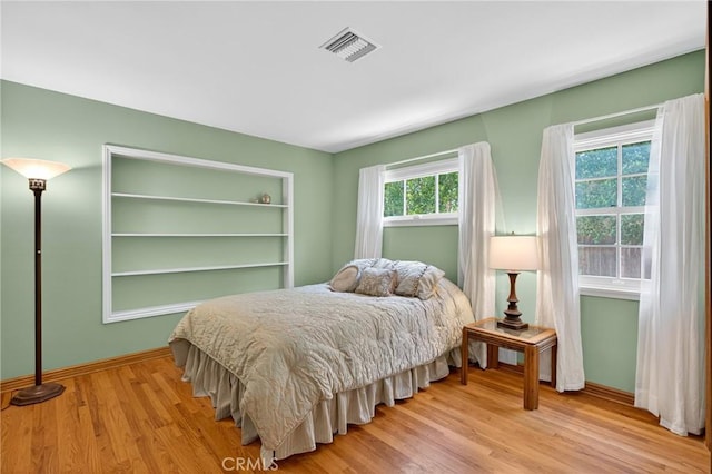 15747 Addison St, Encino, CA 91436 - bedroom featuring light wood-style floors and baseboards