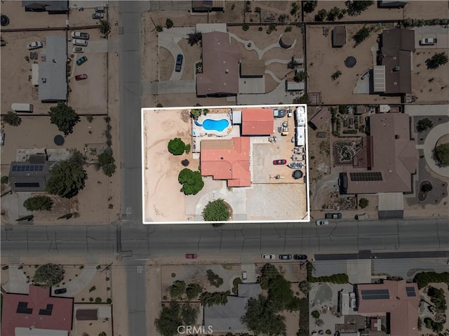 18043 Preston St, Hesperia, CA 92345 - aerial view of property and surrounding area featuring property boundaries highlighted and a pool