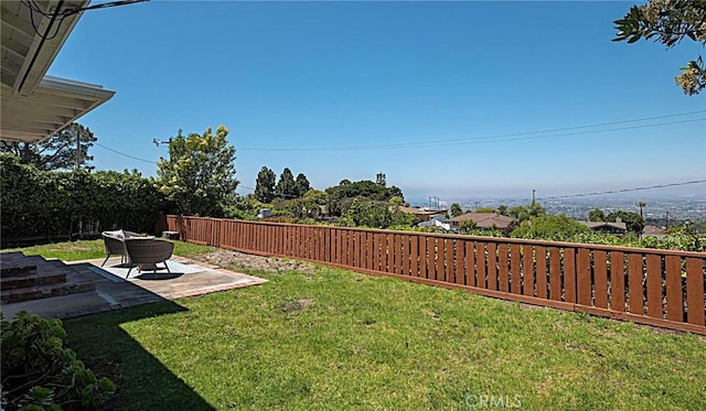 5527 Elmbank Rd, Rancho Palos Verdes, CA 90275 - fenced backyard with a patio