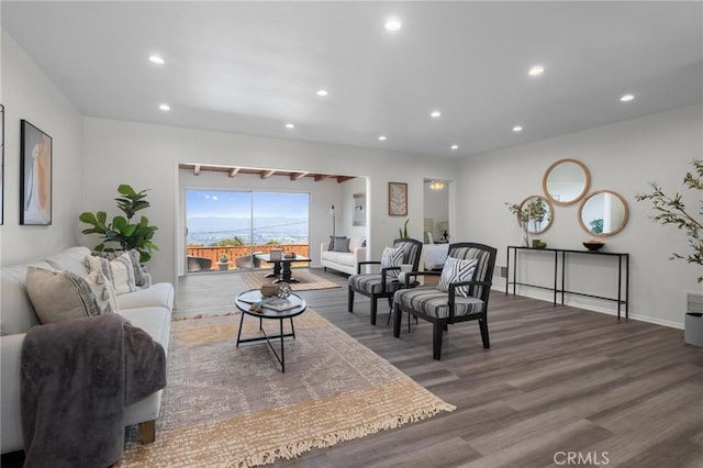 5527 Elmbank Rd, Rancho Palos Verdes, CA 90275 - living room with wood finished floors and recessed lighting