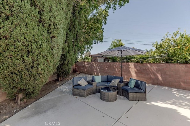 16652 Itasca St, Northridge, CA 91343 - view of patio / terrace with an outdoor hangout area