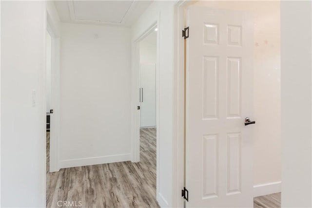 16652 Itasca St, Northridge, CA 91343 - hall featuring light wood-style flooring and baseboards