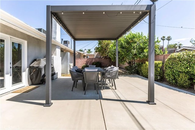 16652 Itasca St, Northridge, CA 91343 - view of patio featuring outdoor dining area