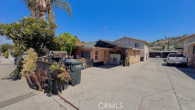 3844 Whiteside St, East Los Angeles, CA 90063 - view of front of property with stucco siding
