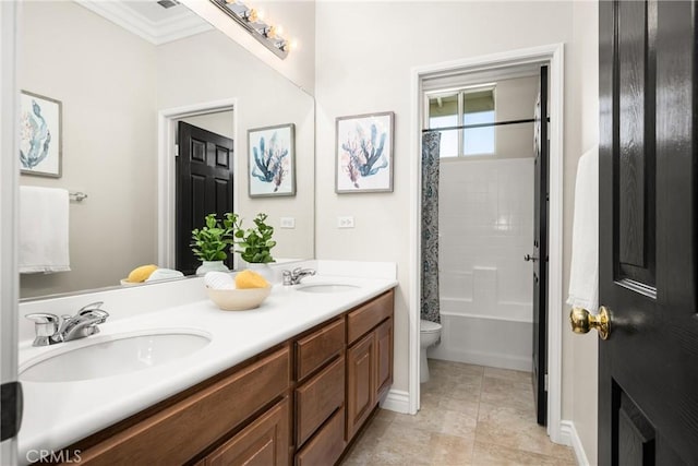 3959 Paseo Ln, Cresta, Corona, CA 92881 - full bathroom featuring double vanity, shower / bath combo with shower curtain, and ornamental molding