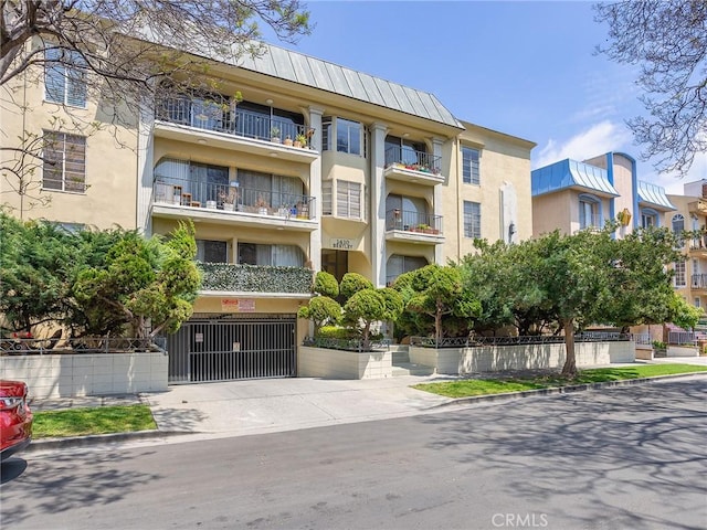 1410 S Bentley Ave Unit 103, Westwood Century City, CA 90025 - photo 1