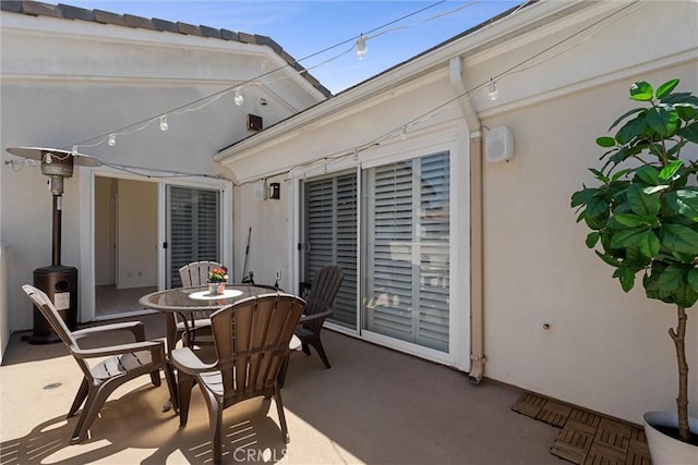 2613 Carnegie Ln # B, Redondo Beach, CA 90278 - view of patio featuring outdoor dining area