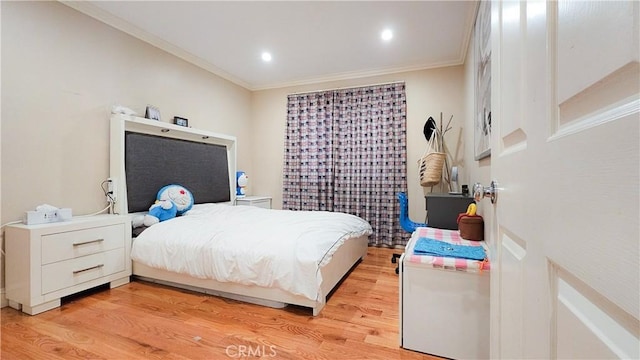 1018 Palm Ave, San Gabriel, CA 91776 - bedroom featuring light wood finished floors, ornamental molding, and recessed lighting
