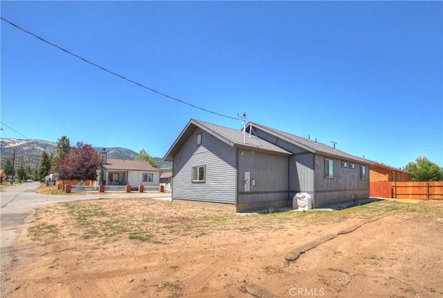 2217 Juniper Ln, Big Bear City, CA 92314 - back of property featuring a mountain view