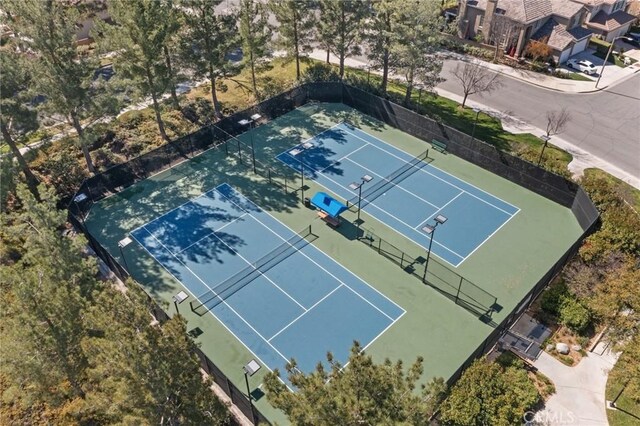 28403 Calex Dr, Valencia, CA 91354 - view of tennis court