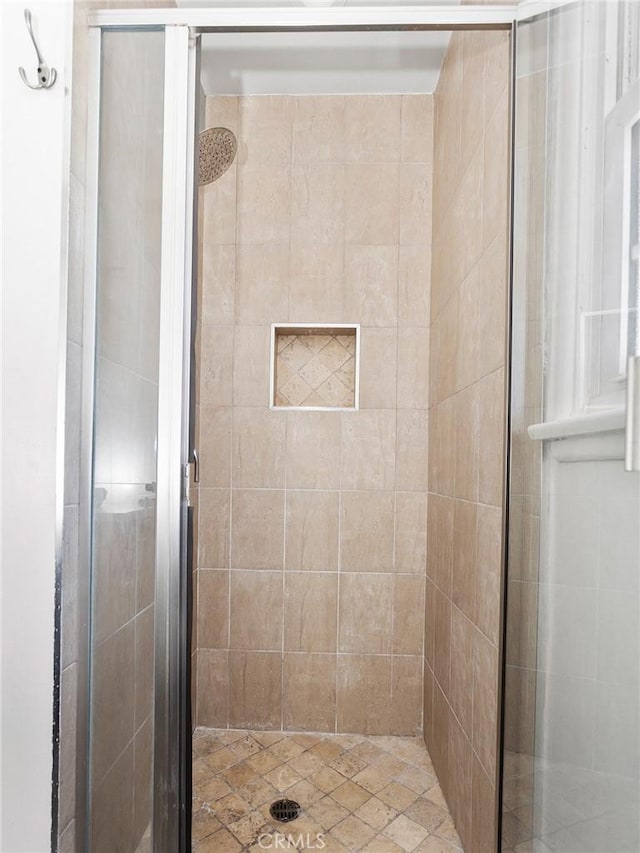 2623 N Parish Pl, Burbank, CA 91504 - bathroom with a stall shower
