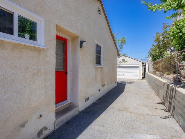 2623 N Parish Pl, Burbank, CA 91504 - entrance to property with crawl space, stucco siding, and a detached garage