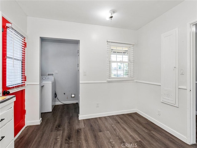 2623 N Parish Pl, Burbank, CA 91504 - laundry room featuring wood finished floors and washer / dryer