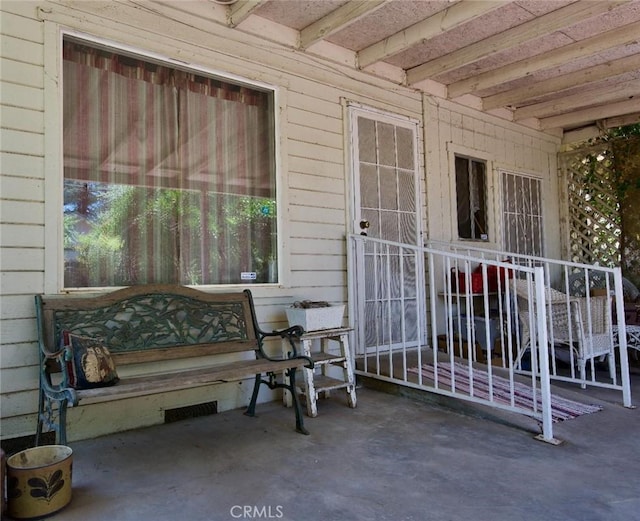 937 E 6th St, Madera, CA 93638 - view of patio / terrace