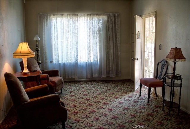 937 E 6th St, Madera, CA 93638 - view of sitting room