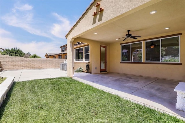 28245 Nield Ct, Saugus, CA 91350 - view of yard featuring a patio and ceiling fan