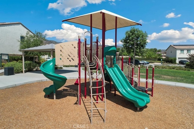 32985 Middlegate Pl, Lake Elsinore, CA 92530 - view of community playground