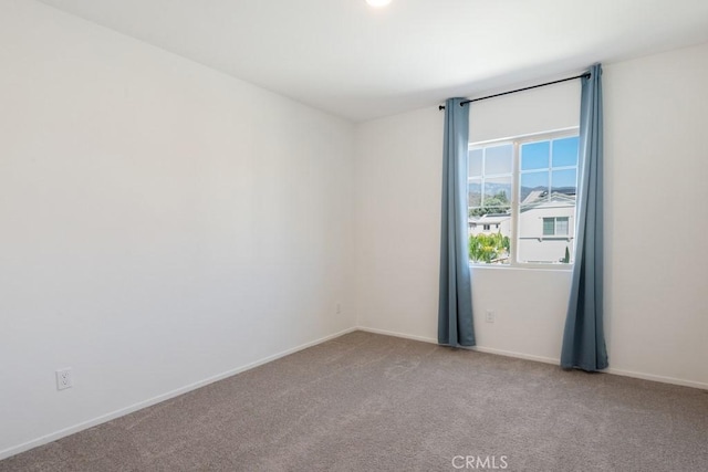 32985 Middlegate Pl, Lake Elsinore, CA 92530 - carpeted empty room with baseboards
