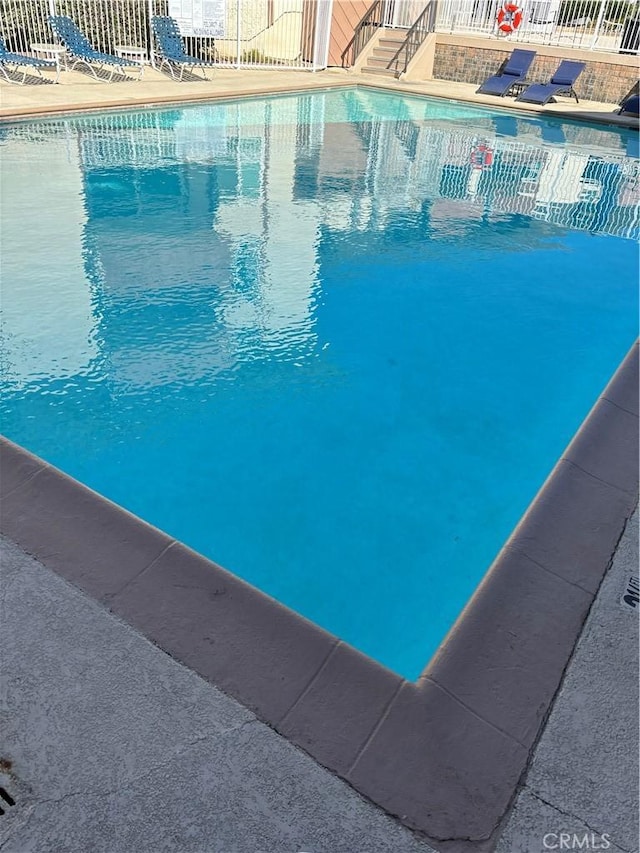 5585 E Pacific Coast Hwy Unit 154, Long Beach, CA 90804 - view of community pool