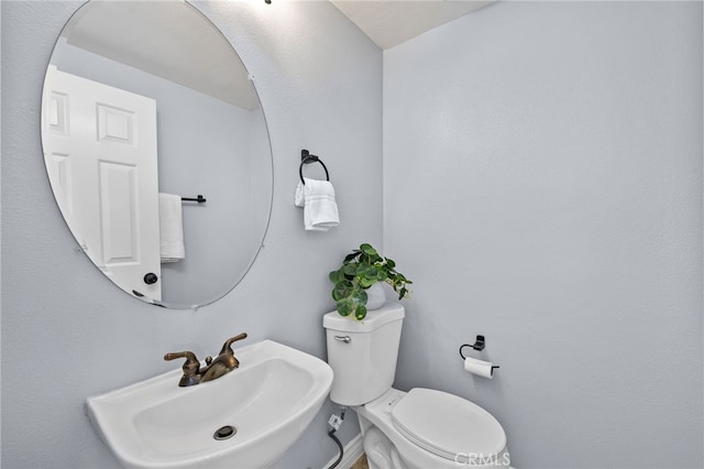 31 Cayman Brac, Aliso Viejo, CA 92656 - bathroom featuring a sink and toilet