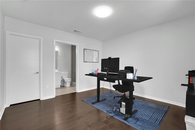2930 Rowena Ave Unit 4, Los Angeles, CA 90039 - office space with wood finished floors and baseboards