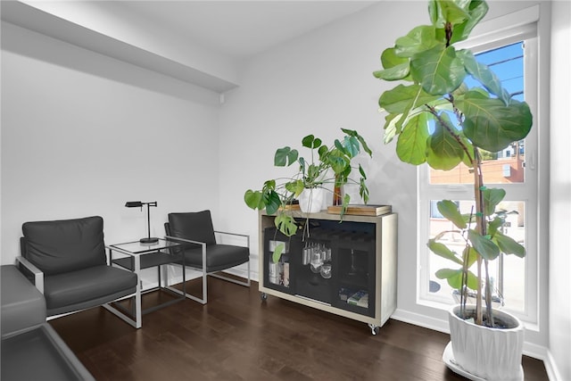 2930 Rowena Ave Unit 4, Los Angeles, CA 90039 - sitting room with wood finished floors and baseboards