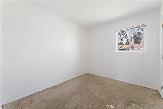 19859 Claremont Ln, Huntington Beach, CA 92646 - unfurnished room with carpet flooring and baseboards