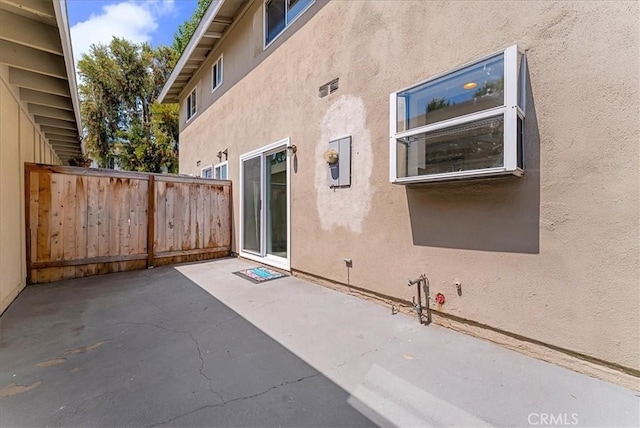19859 Claremont Ln, Huntington Beach, CA 92646 - view of patio