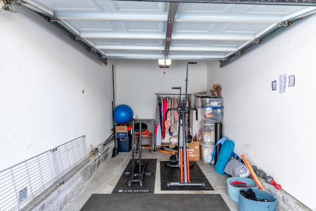 4658 Ohio St, San Diego, CA 92116 - exercise room with a garage